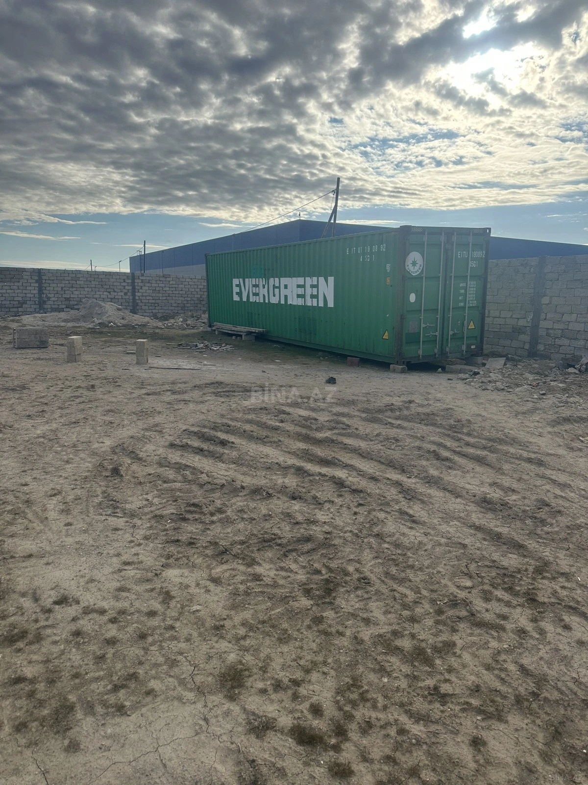 Kirayə verilir obyekt 10000 m²