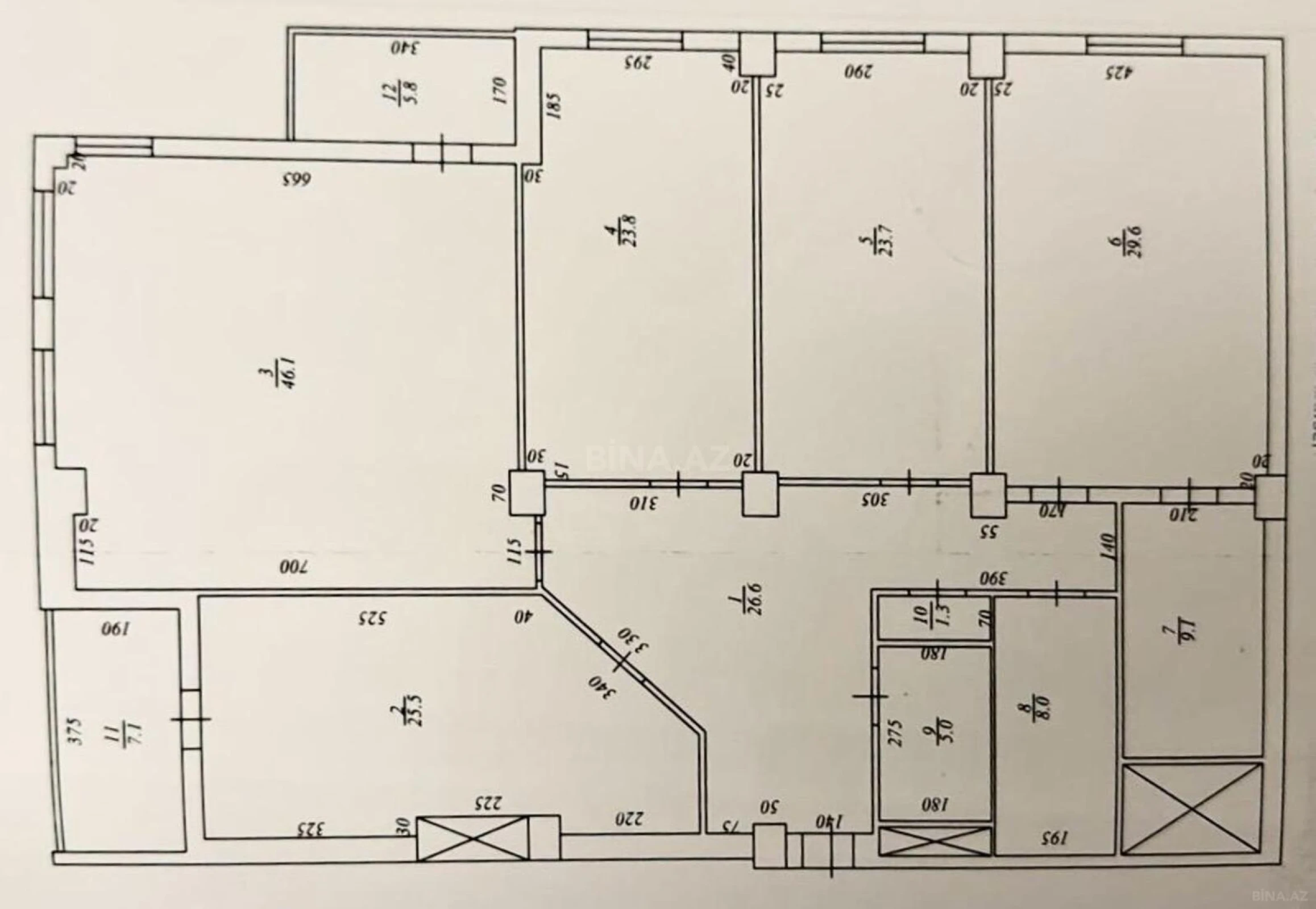 Satılır 4 otaqlı mənzil 220 m²