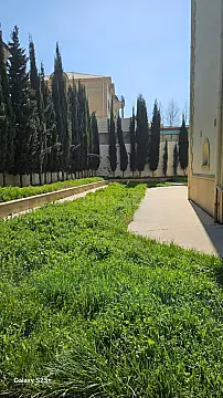 Satılır 8 otaqlı həyət evi 470 m²