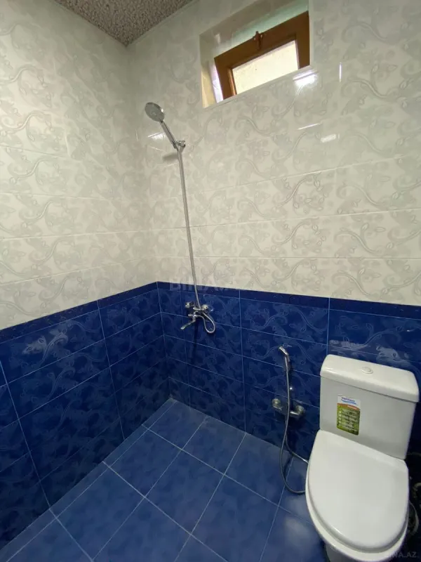 Satılır 4 otaqlı həyət evi 180 m²