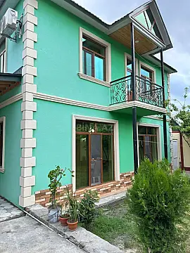 Satılır 4 otaqlı həyət evi 180 m²