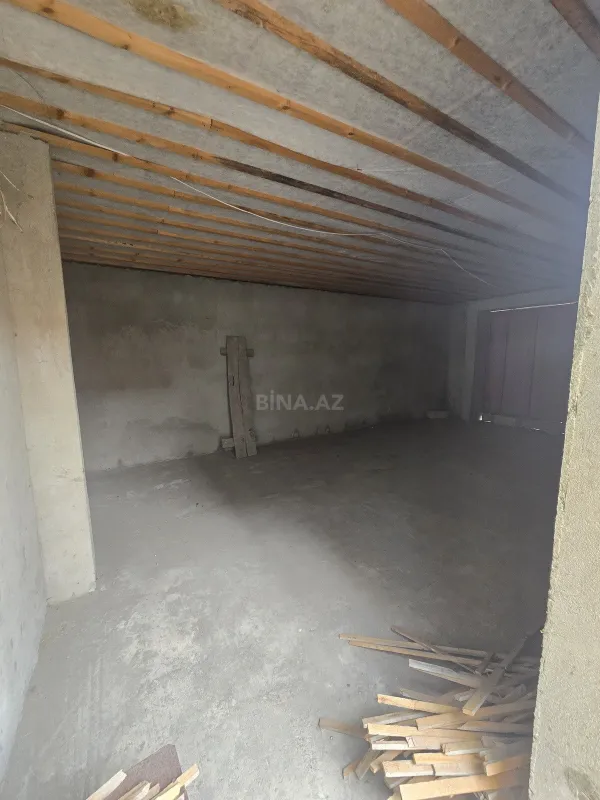 Satılır 4 otaqlı həyət evi 180 m²