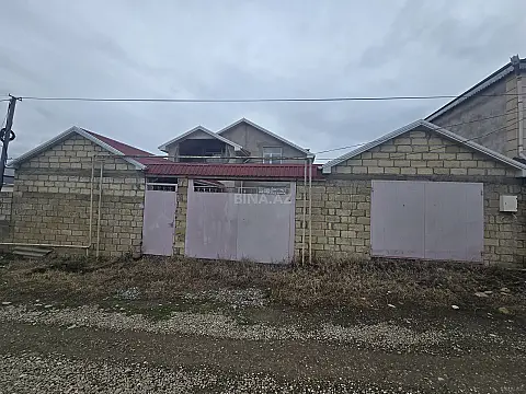Satılır 4 otaqlı həyət evi 180 m²