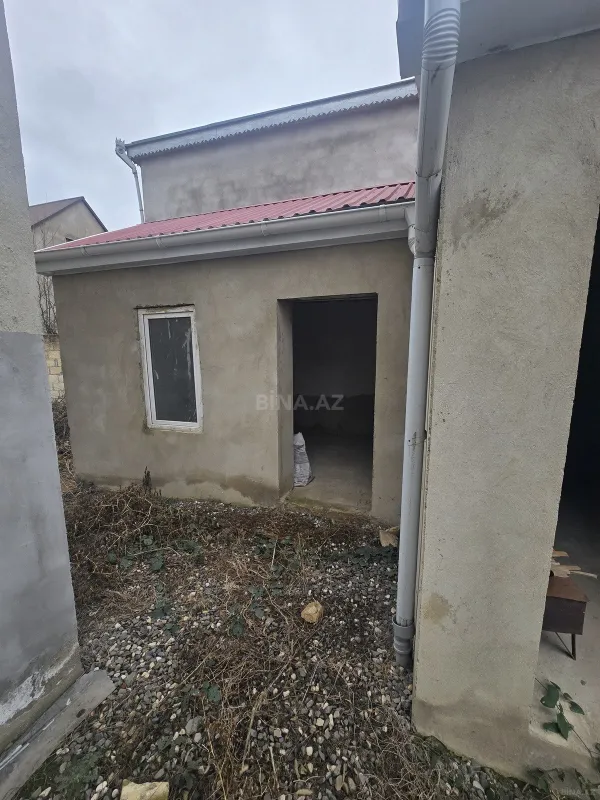 Satılır 4 otaqlı həyət evi 180 m²