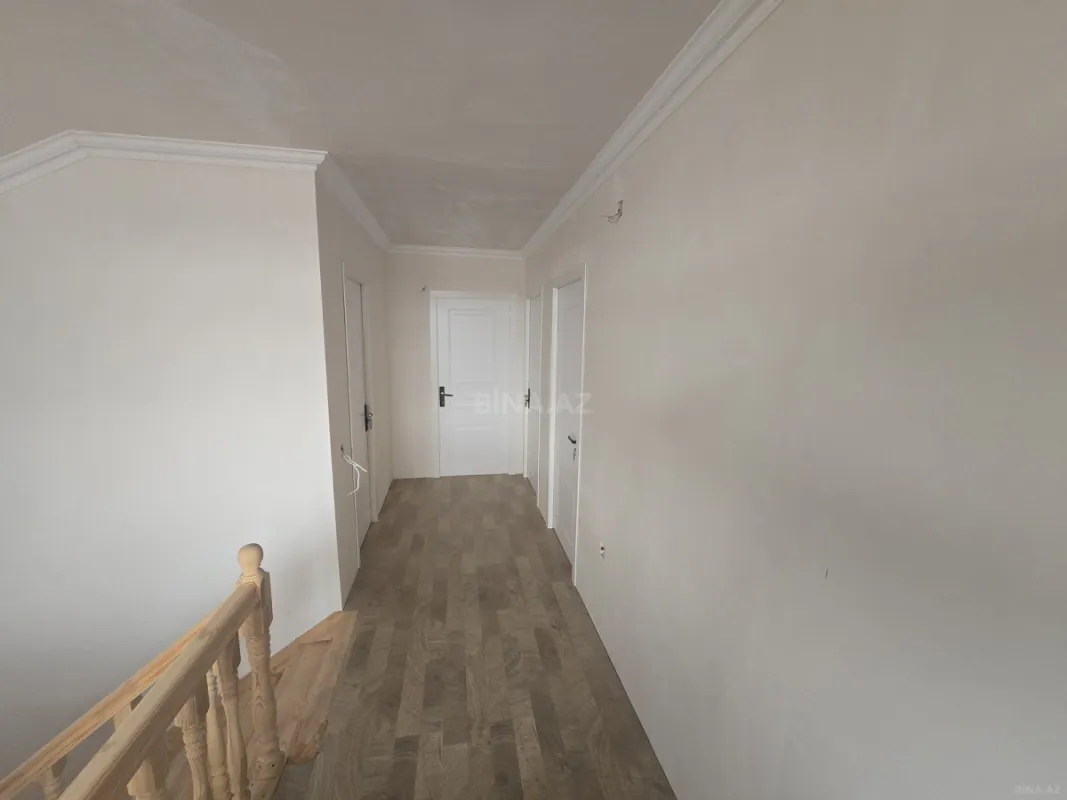 Satılır 4 otaqlı həyət evi 180 m²