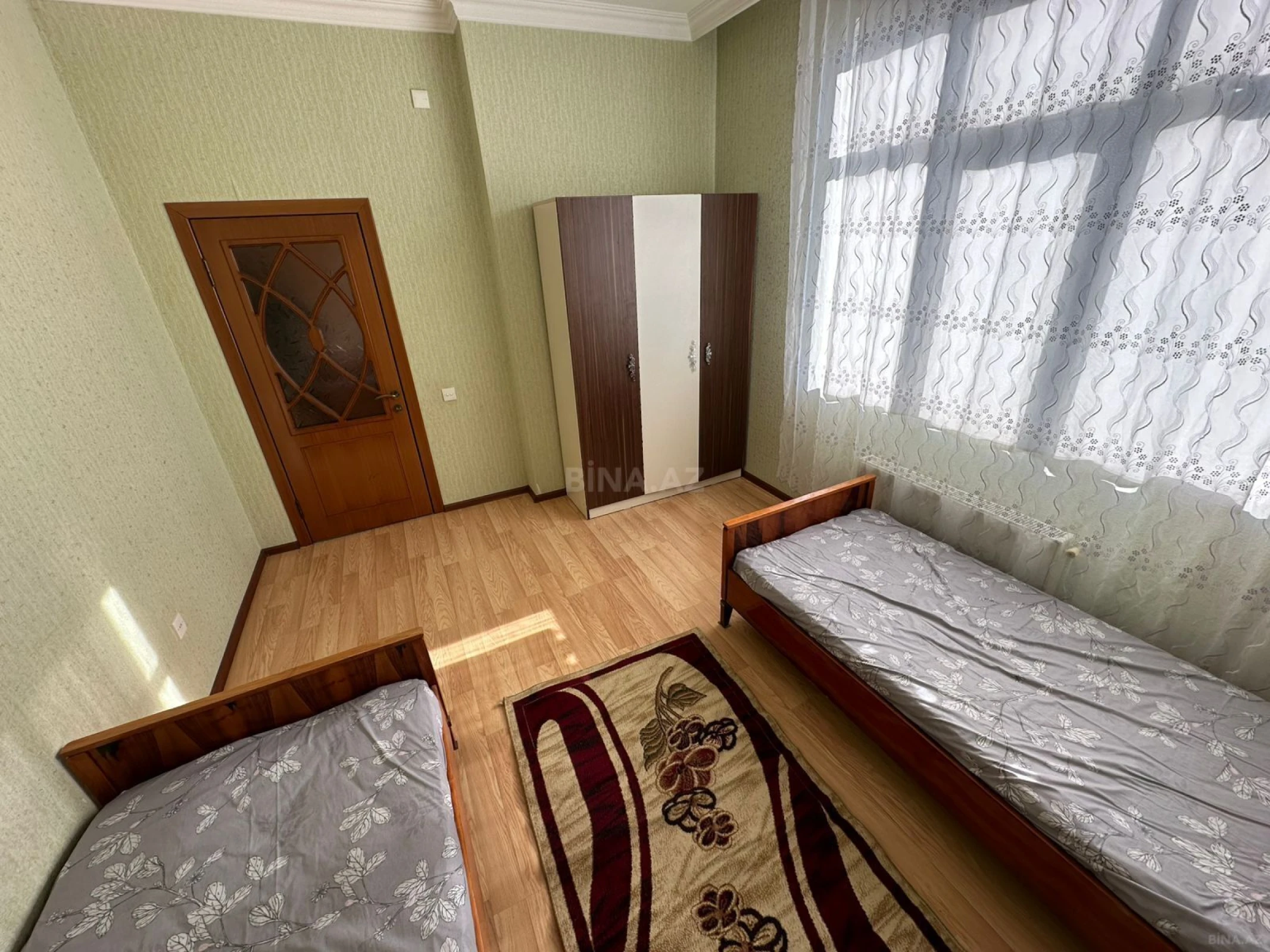 Kirayə verilir 3 otaqlı mənzil 100 m²