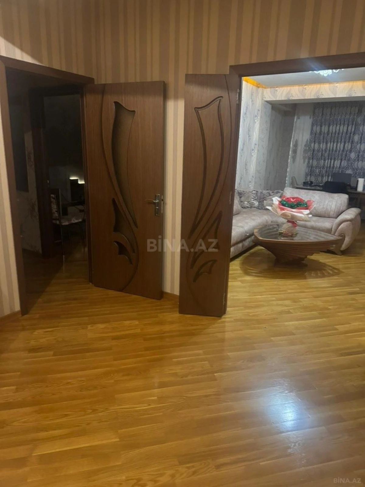 Satılır 3 otaqlı mənzil 92 m²