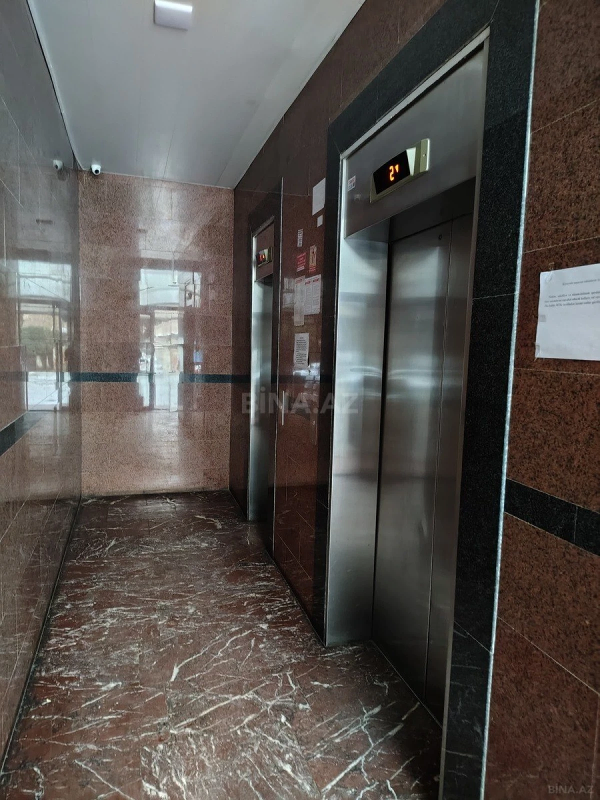 Satılır 2 otaqlı mənzil 65 m²