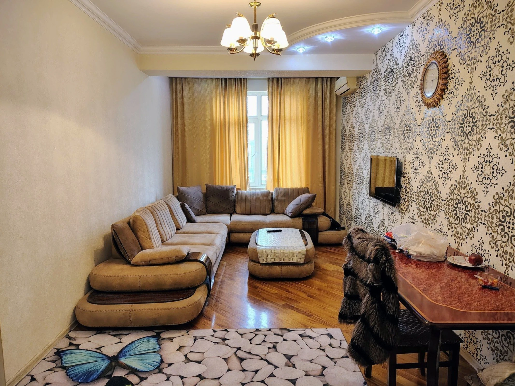 Satılır 2 otaqlı mənzil 65 m²