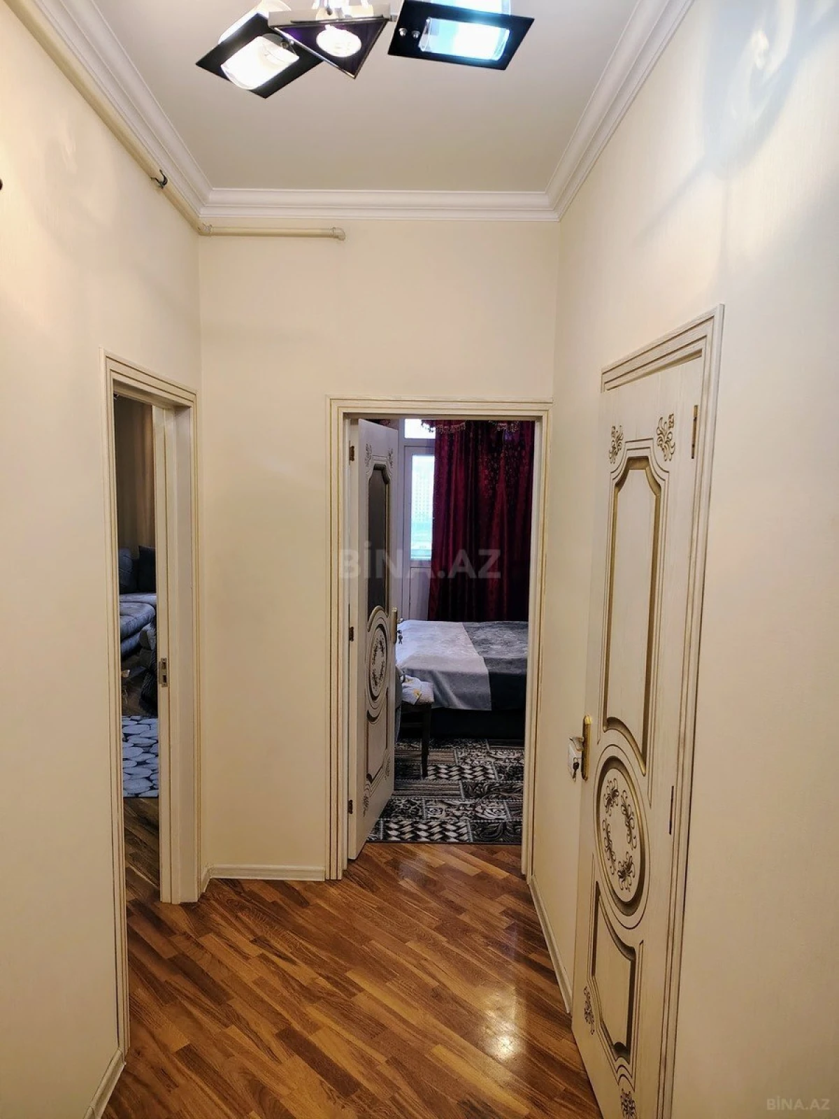 Satılır 2 otaqlı mənzil 65 m²