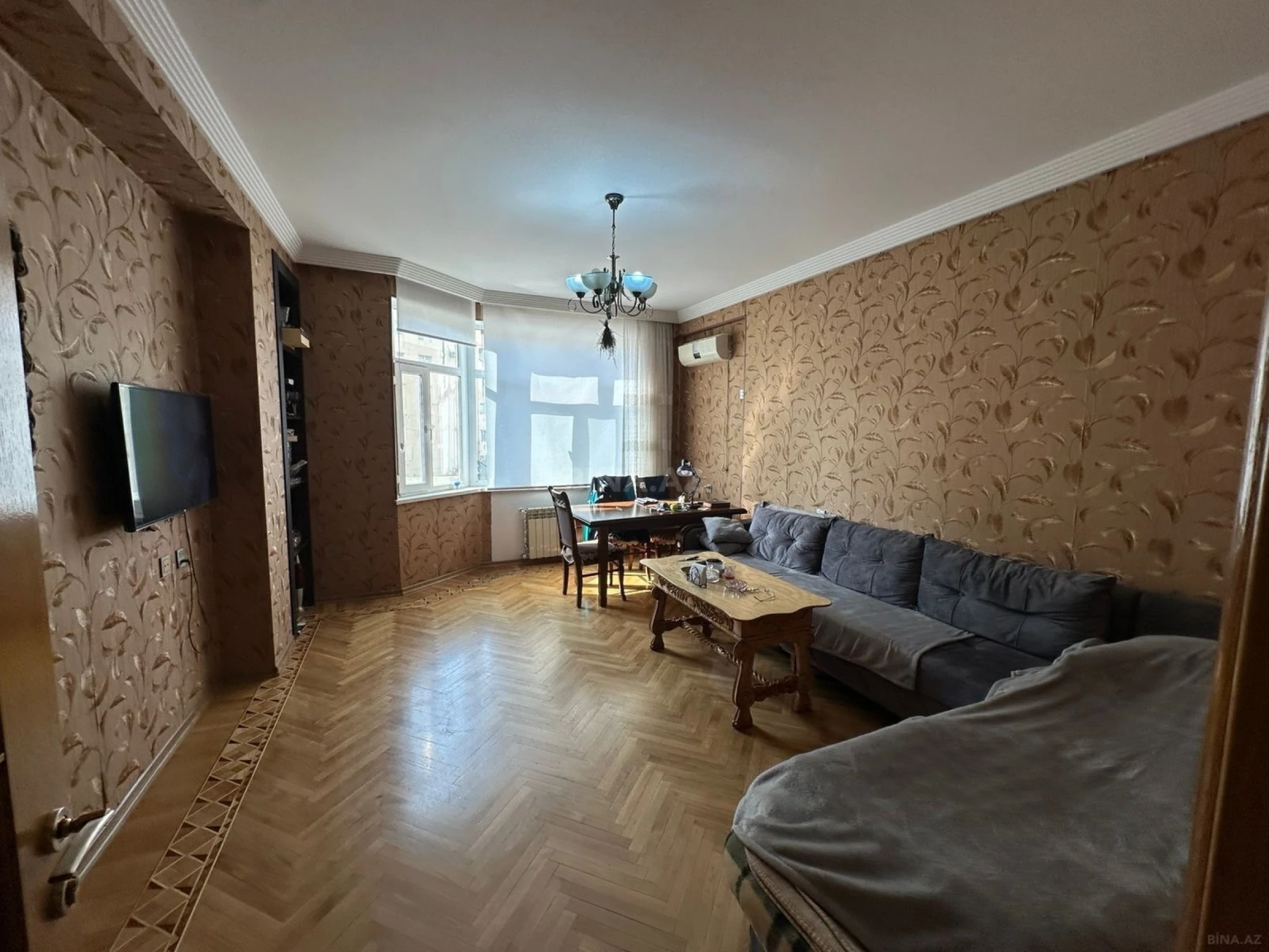Satılır 2 otaqlı mənzil 94 m²