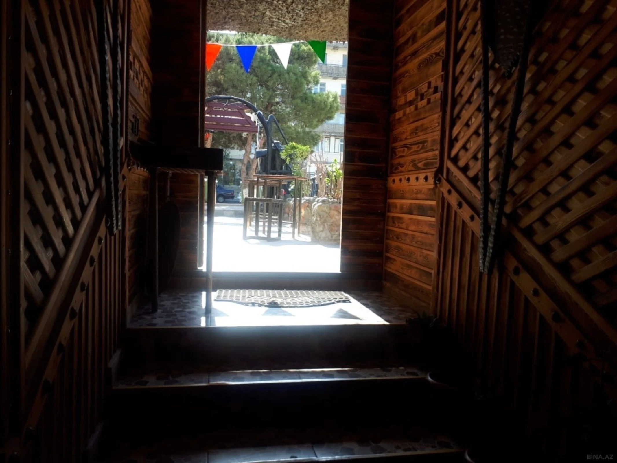 Satılır obyekt 110 m²