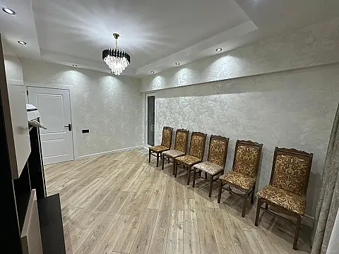 Satılır 2 otaqlı mənzil 59 m²