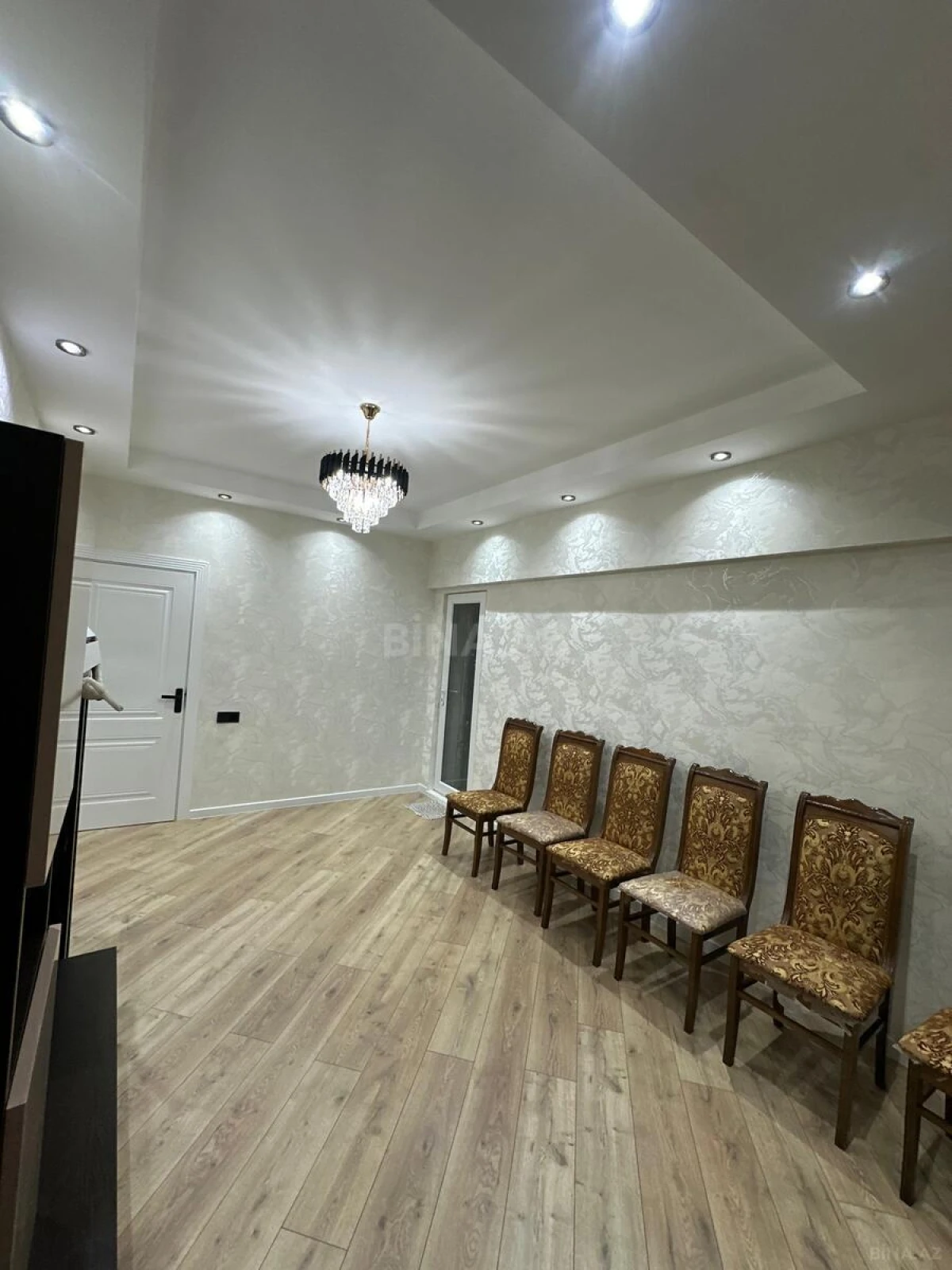 Satılır 2 otaqlı mənzil 59 m²