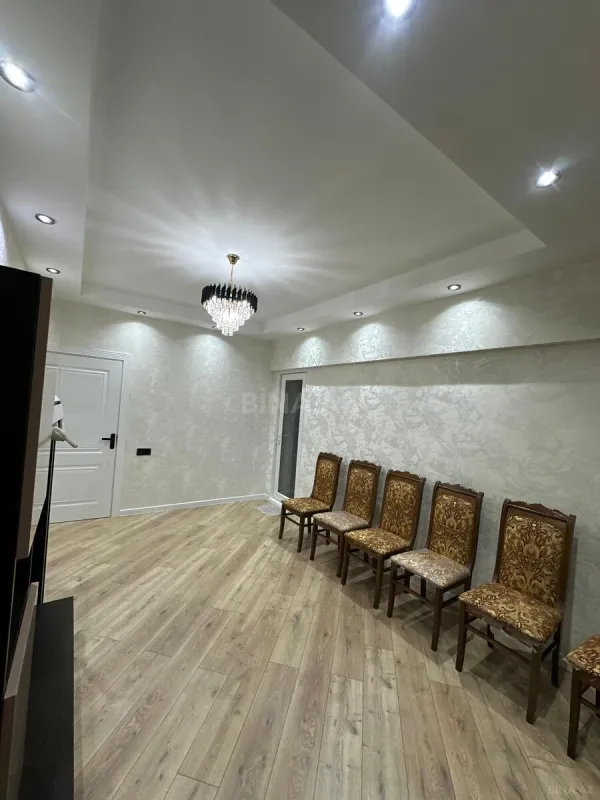 Satılır 2 otaqlı mənzil 59 m²