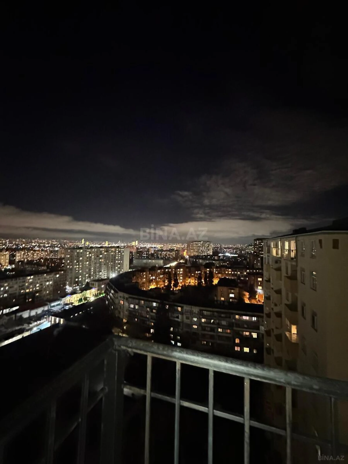 Satılır 2 otaqlı mənzil 59 m²
