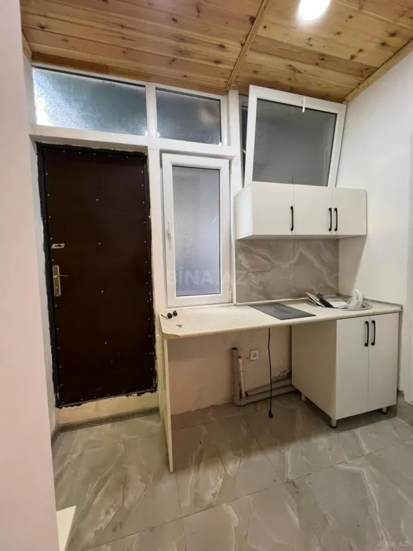 Satılır 1 otaqlı mənzil 18 m²