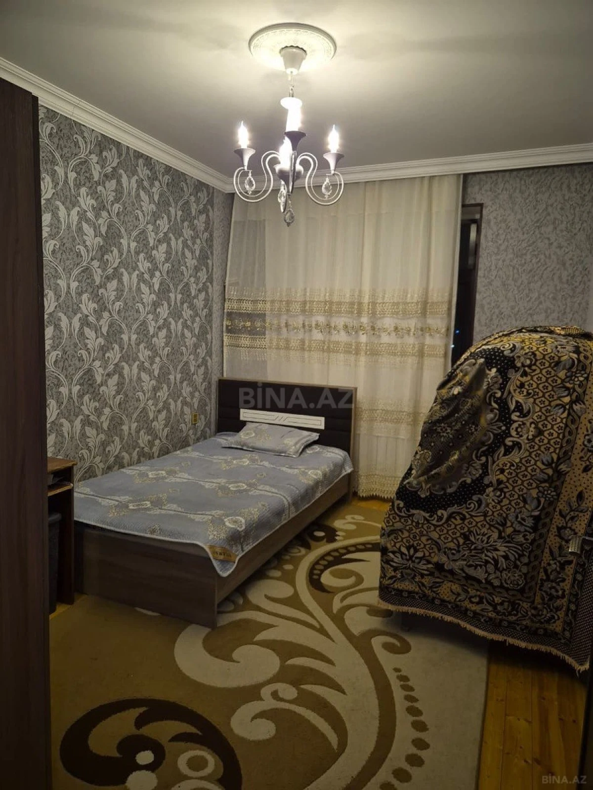 Satılır 5 otaqlı həyət evi 143 m²