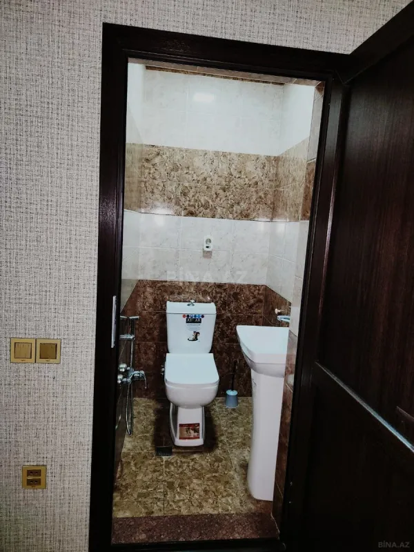 Satılır 5 otaqlı həyət evi 143 m²