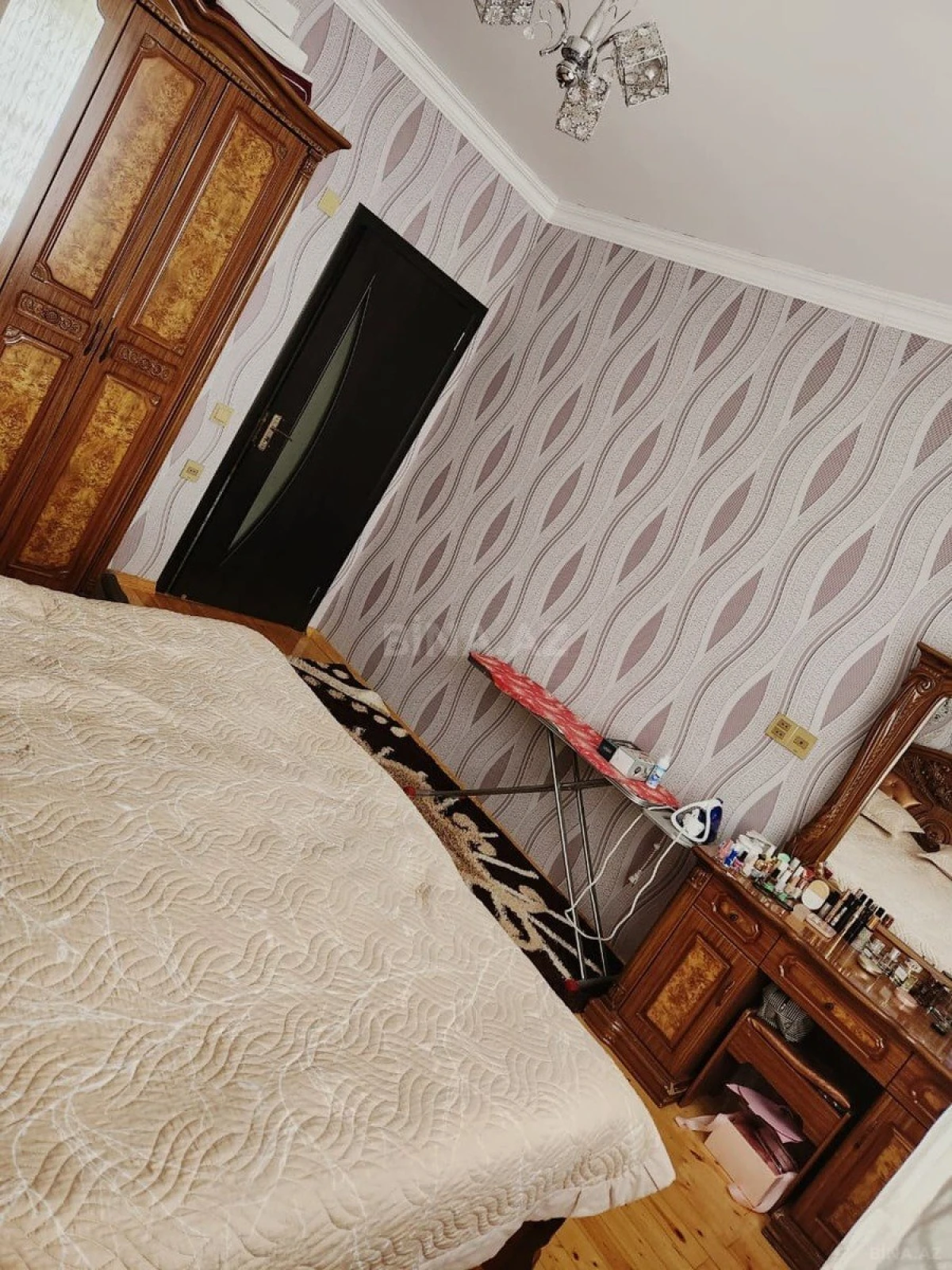 Satılır 5 otaqlı həyət evi 143 m²