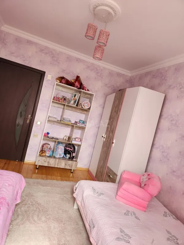 Satılır 5 otaqlı həyət evi 143 m²