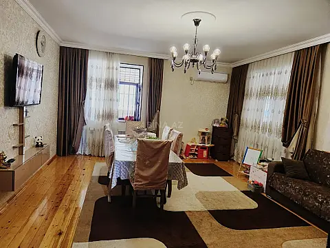 Satılır 5 otaqlı həyət evi 143 m²