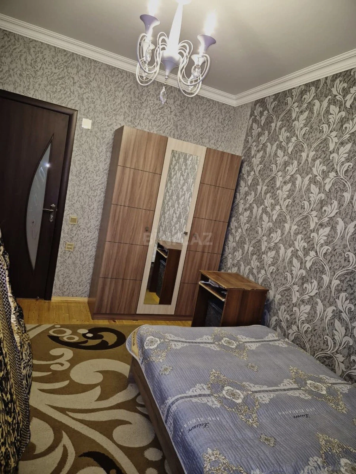 Satılır 5 otaqlı həyət evi 143 m²