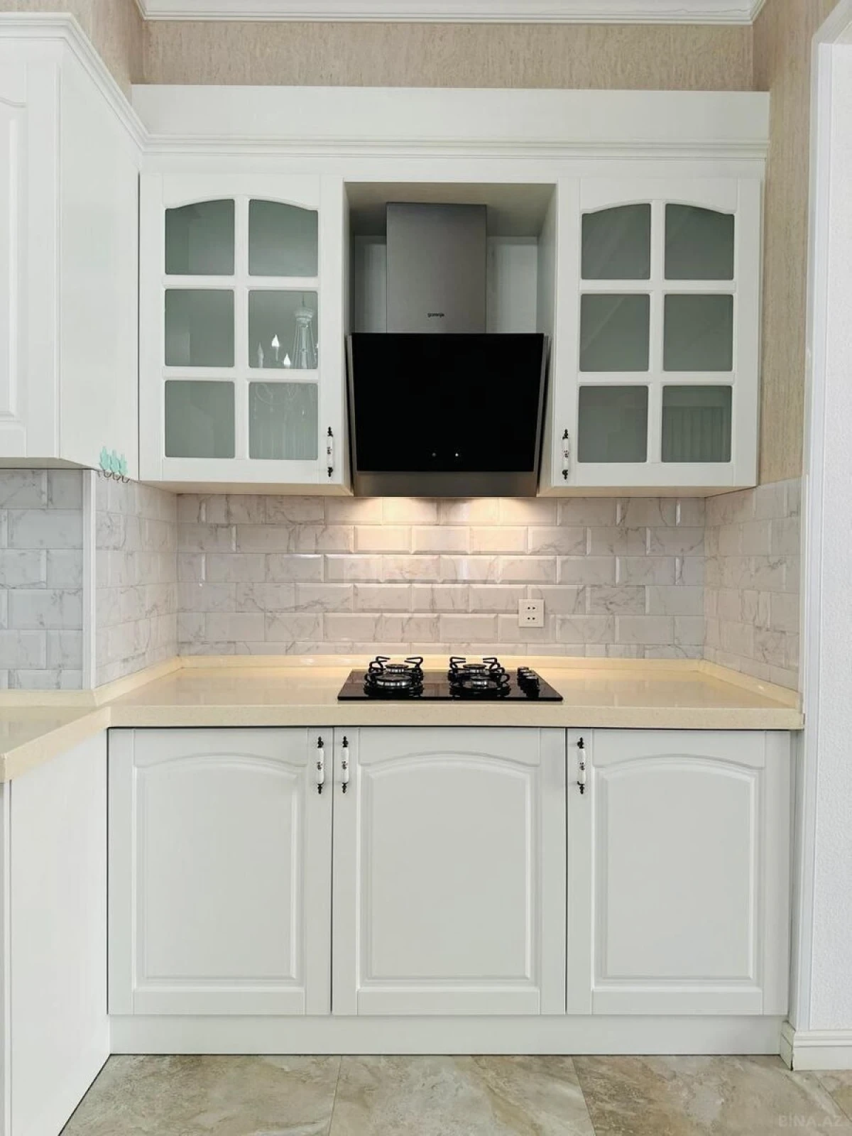 Kirayə verilir 3 otaqlı mənzil 161 m²