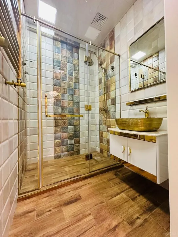 Kirayə verilir 3 otaqlı mənzil 161 m²