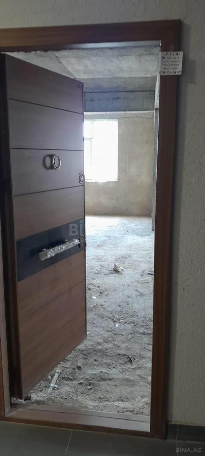 Satılır 1 otaqlı mənzil 68 m²