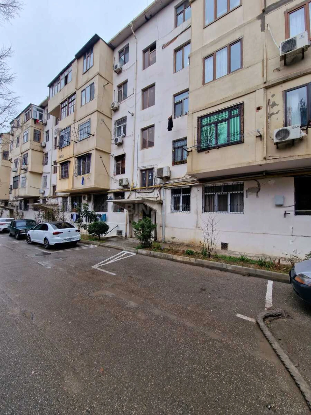 Satılır 2 otaqlı mənzil 55 m²