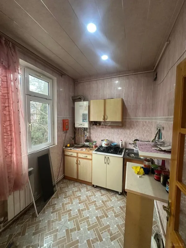 Satılır 1 otaqlı mənzil 35 m²