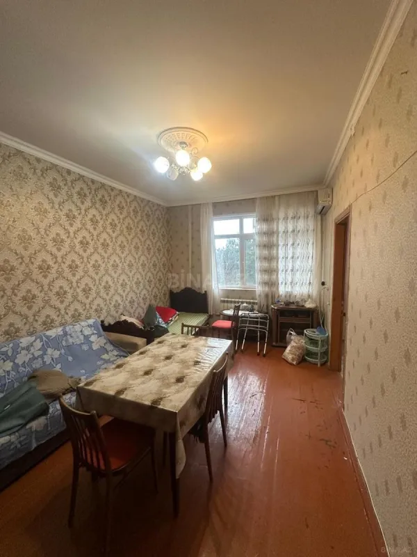 Satılır 1 otaqlı mənzil 35 m²