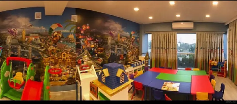 Satılır obyekt 780 m²