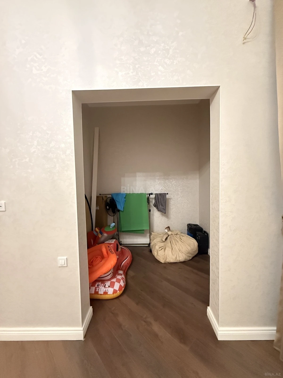 Satılır 4 otaqlı həyət evi 140 m²