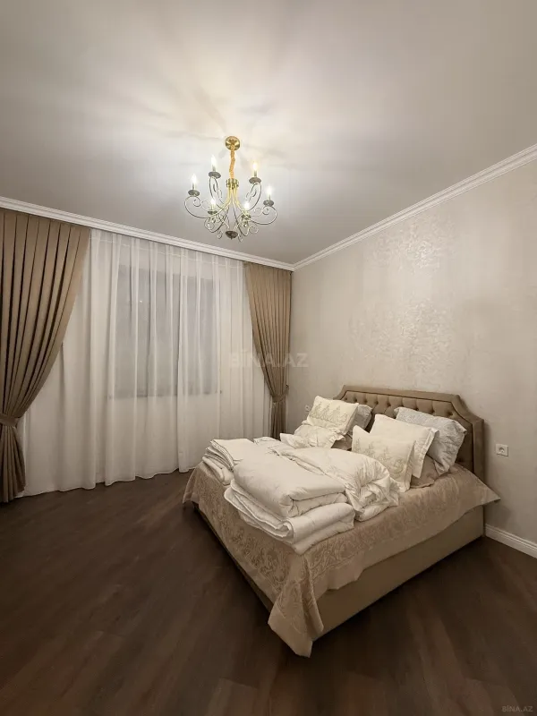 Satılır 4 otaqlı həyət evi 140 m²