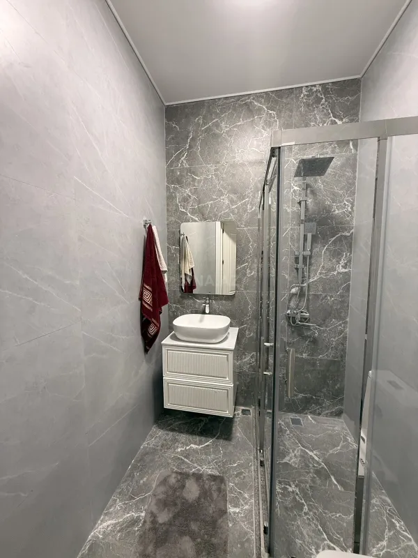 Satılır 4 otaqlı həyət evi 140 m²