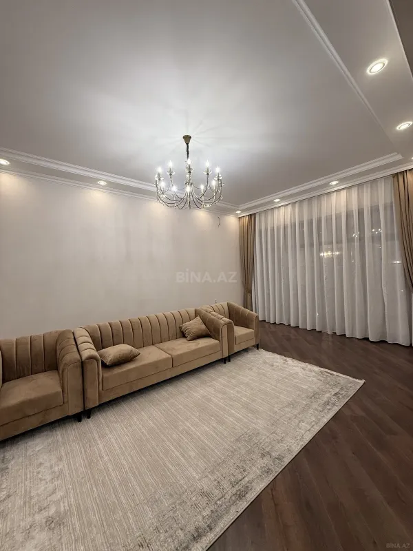 Satılır 4 otaqlı həyət evi 140 m²