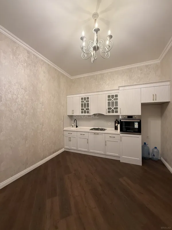Satılır 4 otaqlı həyət evi 140 m²