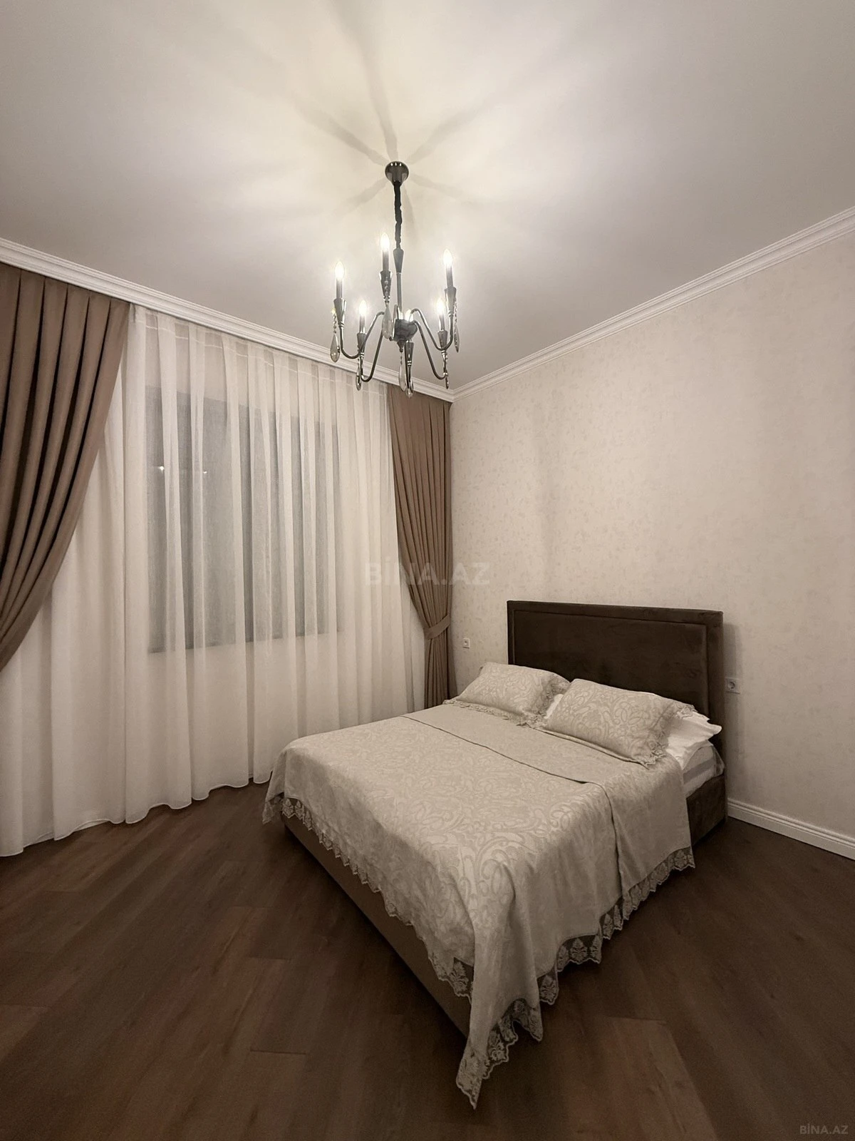 Satılır 4 otaqlı həyət evi 140 m²