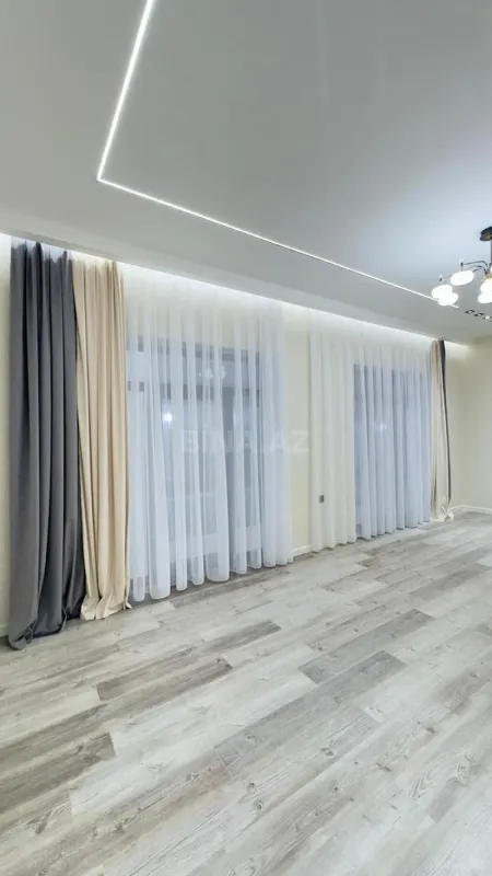 Satılır 4 otaqlı həyət evi 160 m²