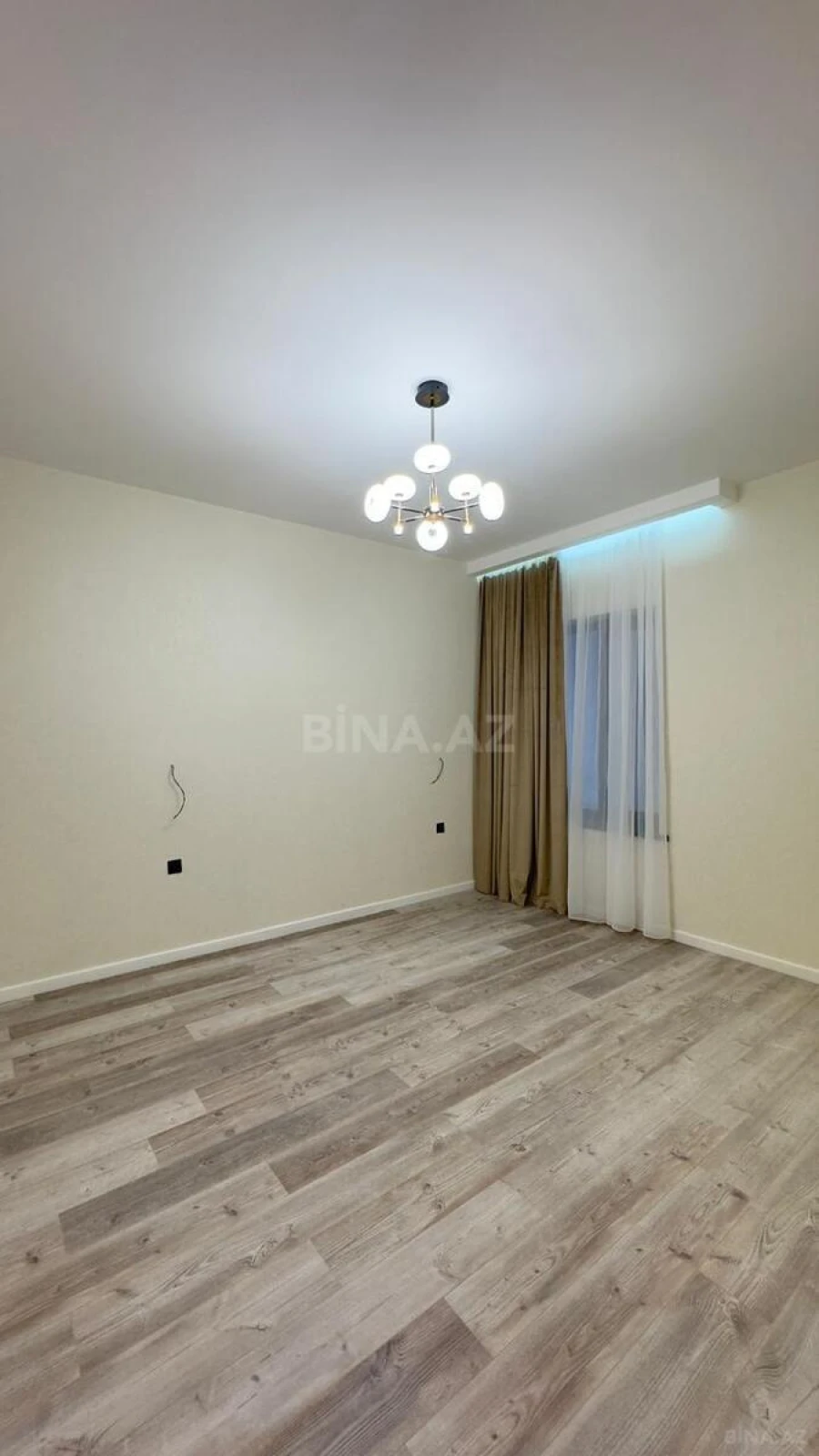 Satılır 4 otaqlı həyət evi 160 m²