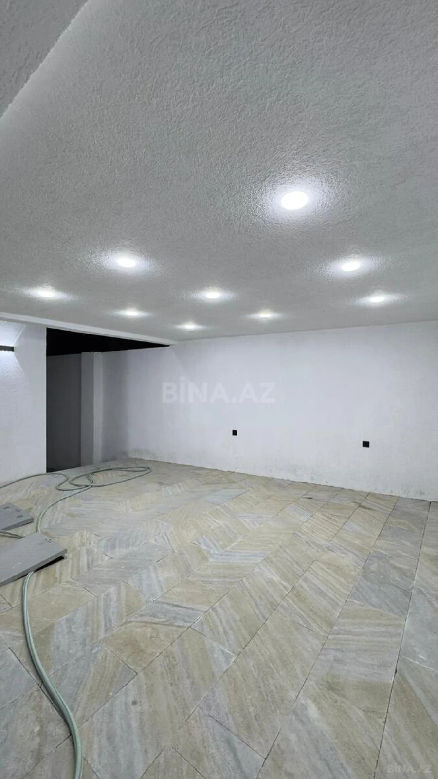 Satılır 4 otaqlı həyət evi 160 m²