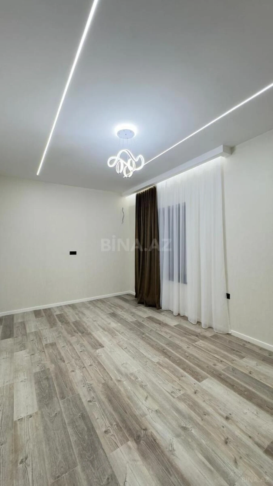 Satılır 4 otaqlı həyət evi 160 m²