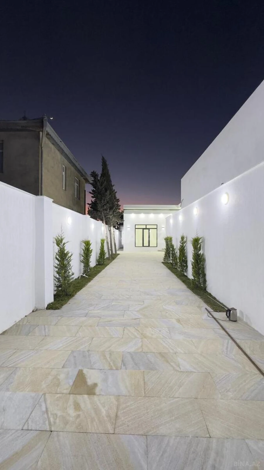 Satılır 4 otaqlı həyət evi 160 m²