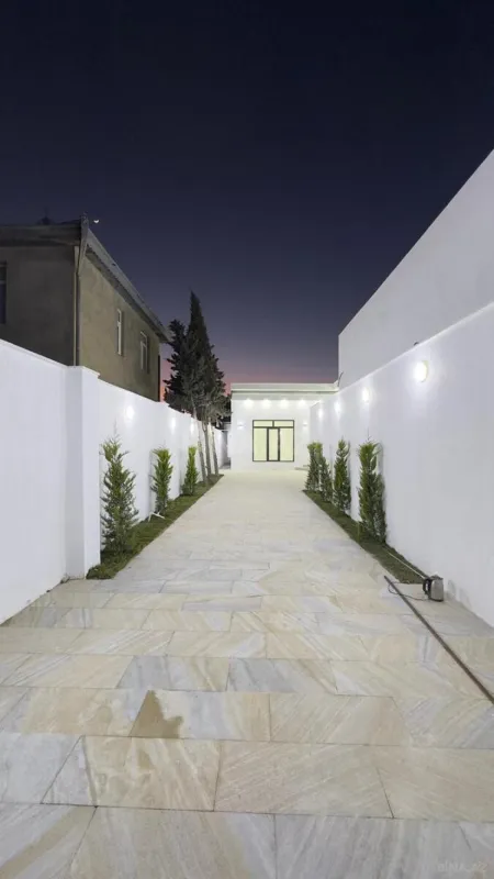 Satılır 4 otaqlı həyət evi 160 m²