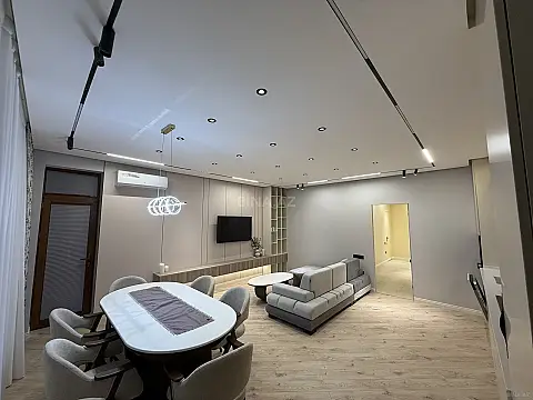 Kirayə verilir 3 otaqlı mənzil 108 m² — Bakı, Xətai m/s yanı 3 otaq 108.00 m²