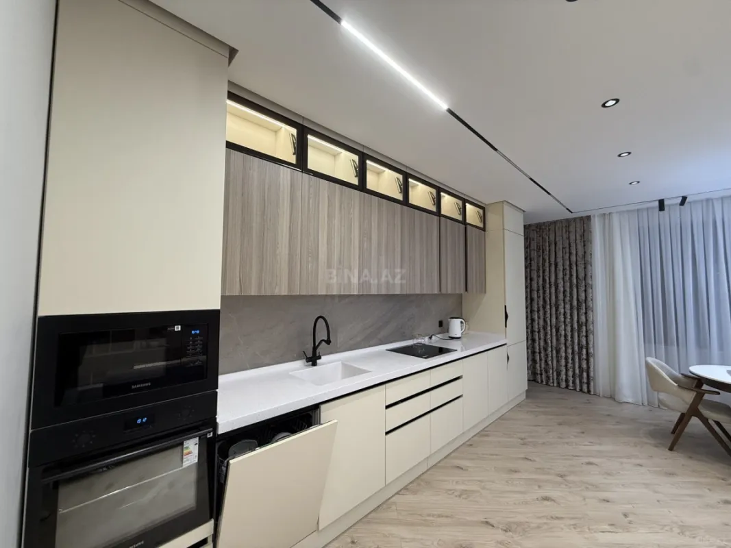 Kirayə verilir 3 otaqlı mənzil 108 m²