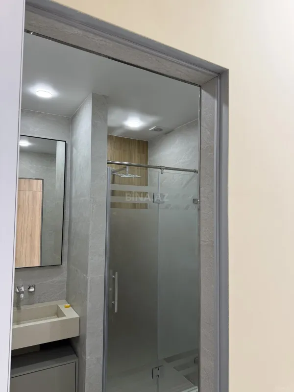 Kirayə verilir 3 otaqlı mənzil 108 m²