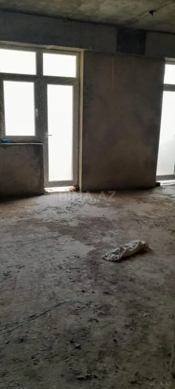 Satılır 2 otaqlı mənzil 68 m²